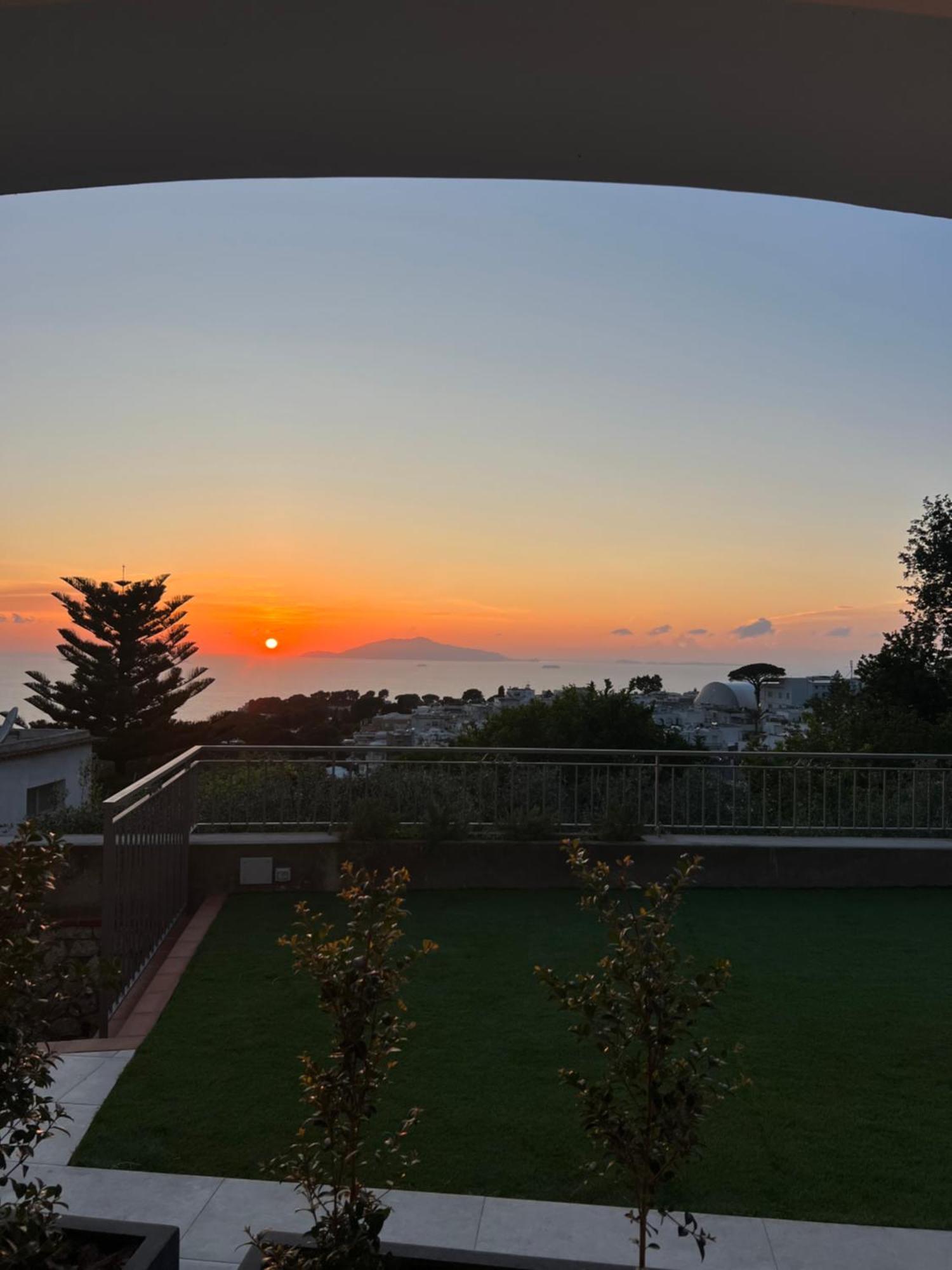 Bed and Breakfast La Minucciola Capri Анакапри Экстерьер фото